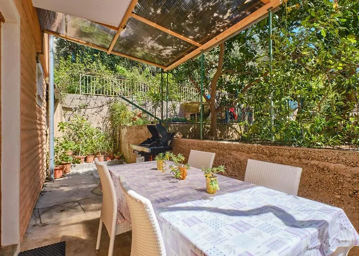 Apartman With A Parking Space Mali Losinj, Losinj - 19629 *